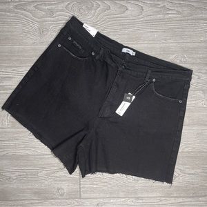 Nwt rue21 plus super high-rise raw hem dark wash black denim shorts plus size